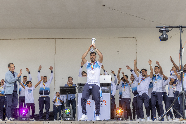 ACDR Lamelas recebeu o troféu de Campeão da Divisão de Honra ...